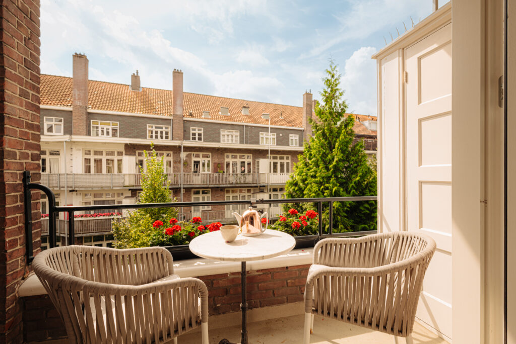 Courbetstraat 9-III-8